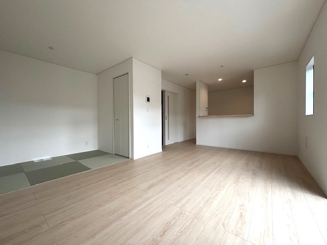 (居間) (居間)