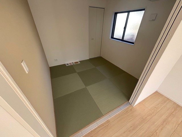 (寝室) (寝室)