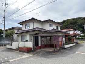 【中古住宅】気高町下坂本  ４ＬＤＫ