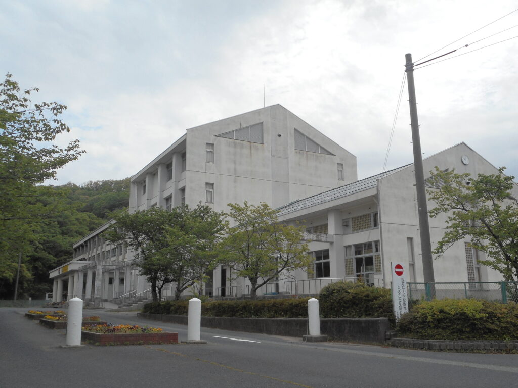 中ノ郷中学校(周辺) 中ノ郷中学校(周辺)